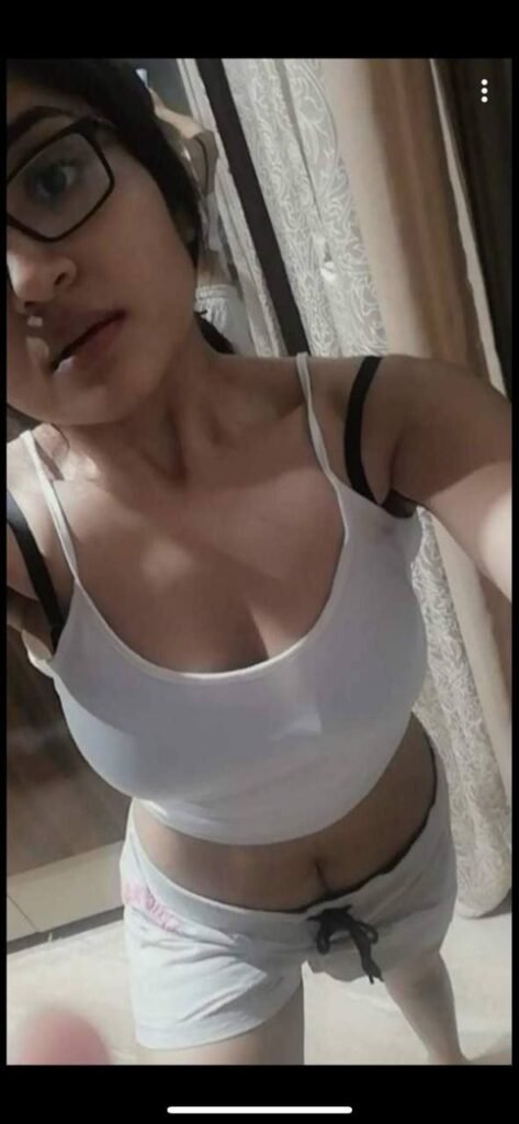 Indian Girl Naked Pics