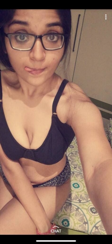 Indian Girl Naked Pics