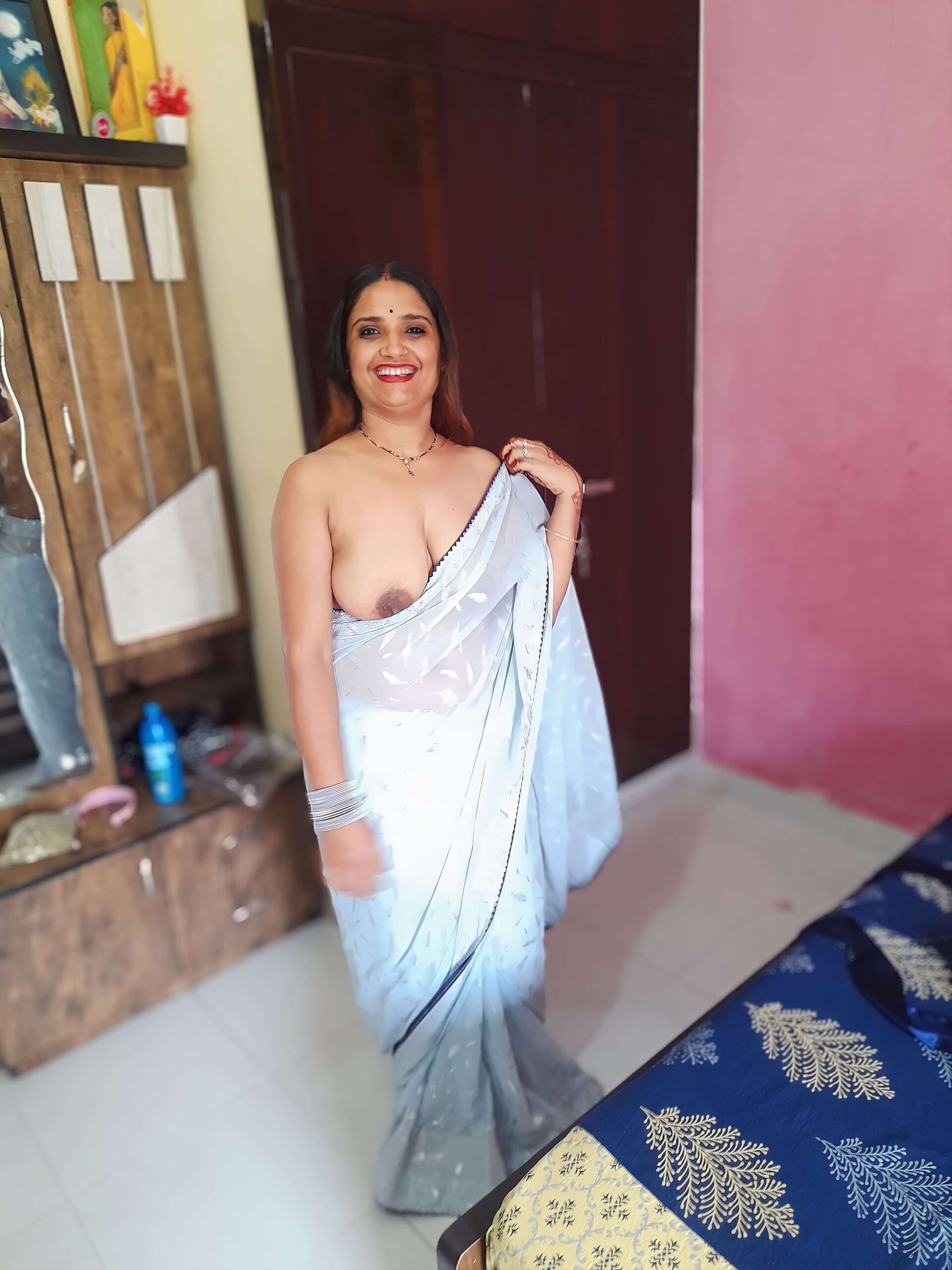 Horny Naughty Beautiful Rich Milf